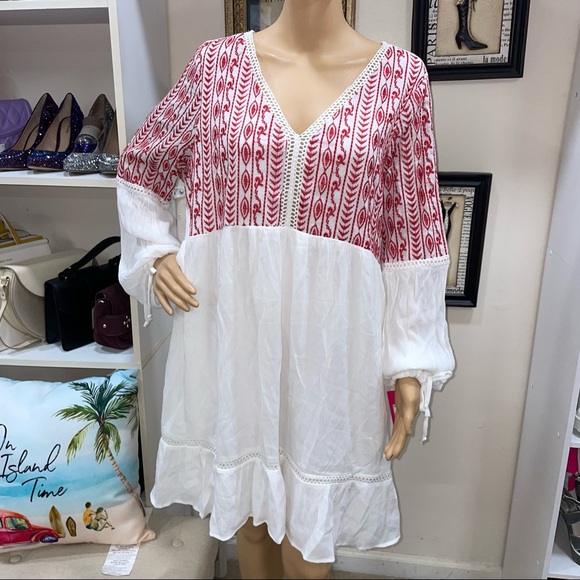 Xhilaration NWT! White/Red Embroidered Long Sleeve Babydoll Dress Size XXL - Picture 3 of 14